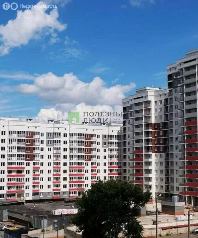 1-комнатная квартира: Ижевск, улица Холмогорова, 21А (50.5 м) - Фото 1