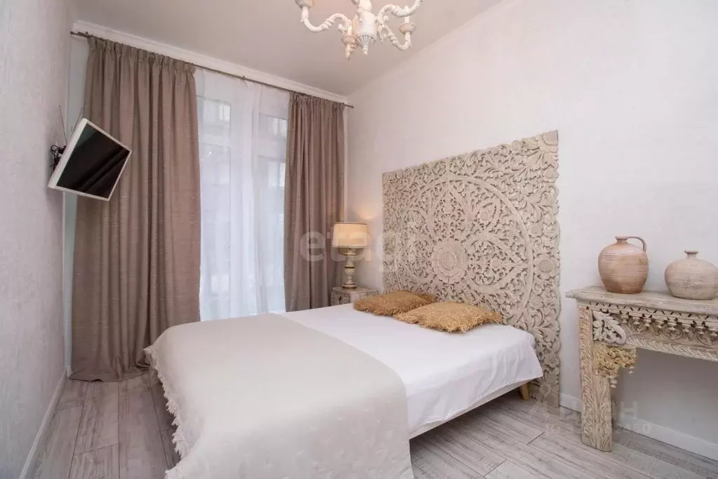 1-к кв. Тюменская область, Тюмень ул. Стройотрядовская, 12 (37.0 м) - Фото 1