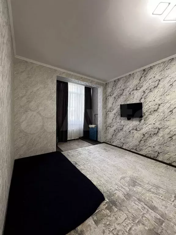 1-к. квартира, 42 м, 2/6 эт. - Фото 1