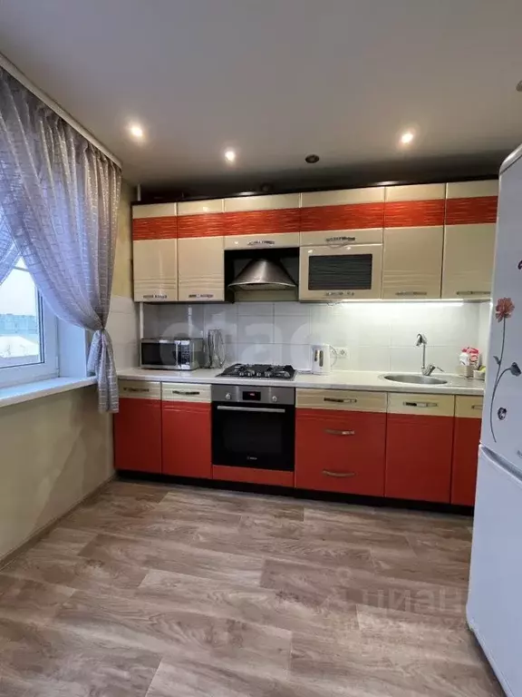 2-к кв. Коми, Усинск ул. 60 лет Октября, 5 (50.0 м) - Фото 1