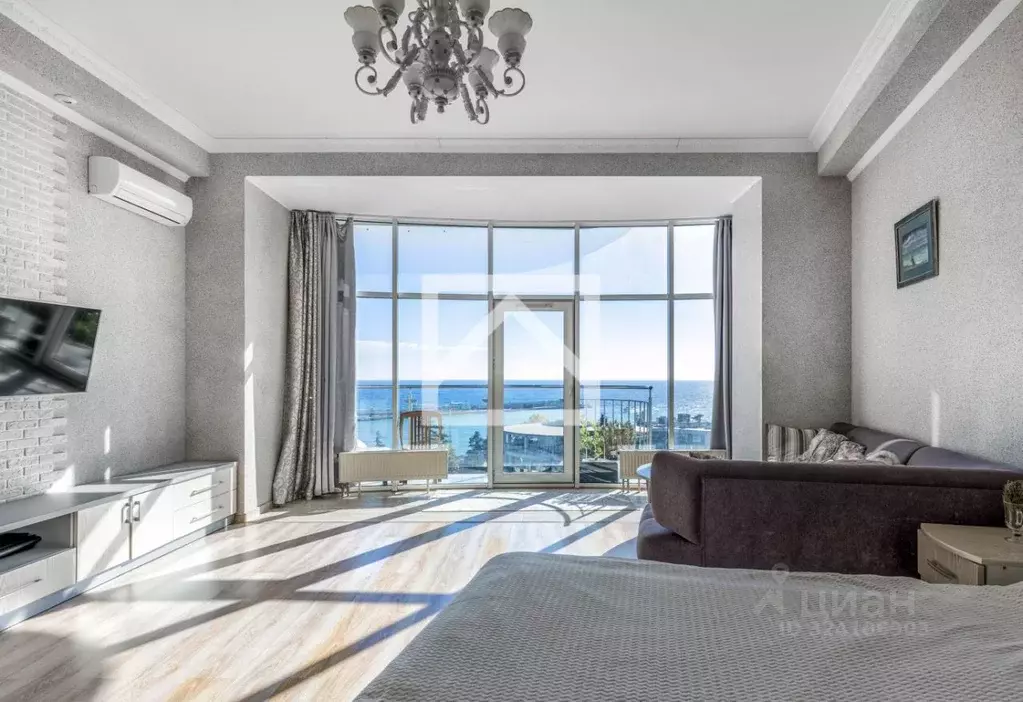 Студия Крым, Ялта ул. К. Маркса, 18А (63.0 м) - Фото 1