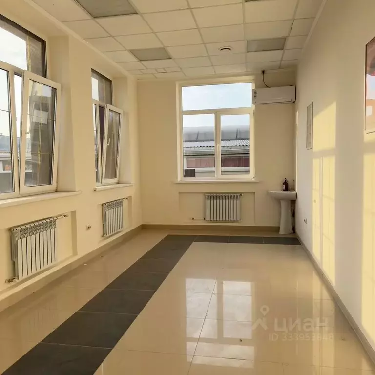 Офис в Краснодарский край, Краснодар городской округ, Ленина хут. ул. ... - Фото 1