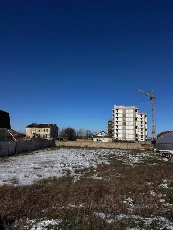 Участок в Крым, Симферопольский район, Гвардейское пгт ул. Курганная, ... - Фото 2