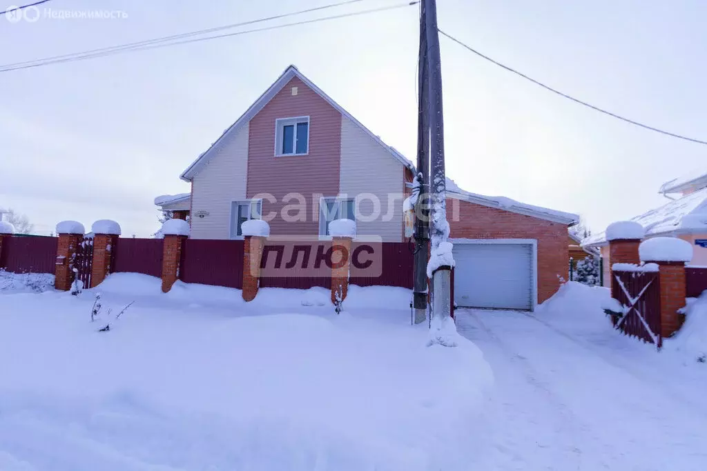 Дом в Апрель, Саратовский проезд, 8 (100 м) - Фото 1