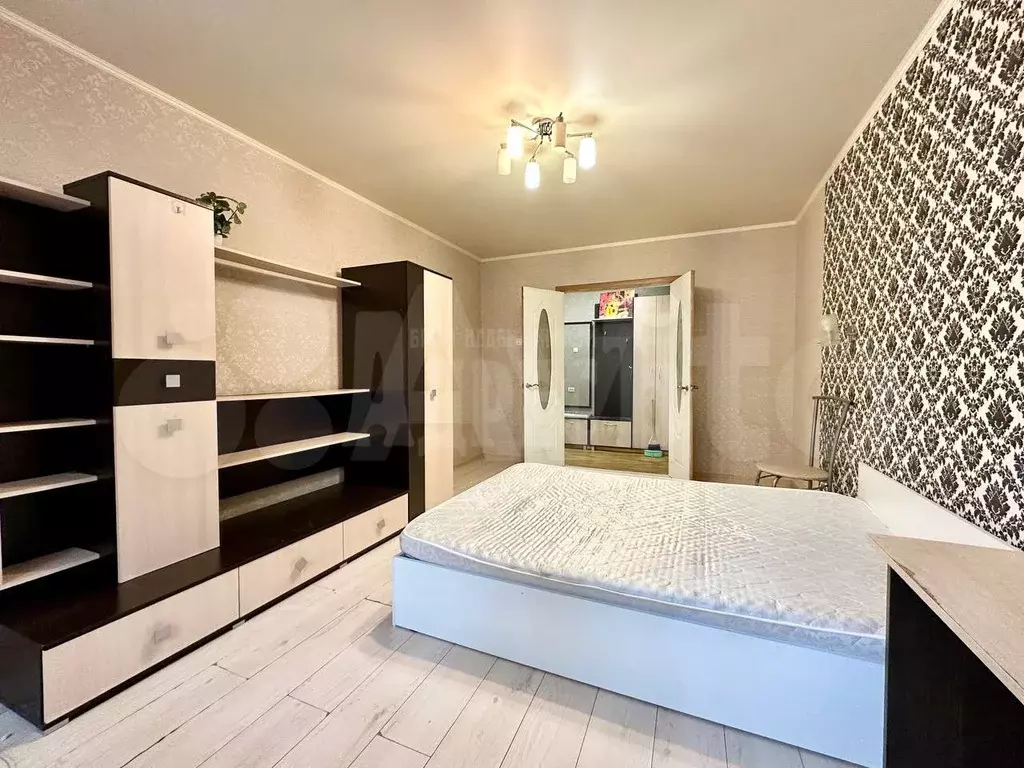 1-к. квартира, 36 м, 1/9 эт. - Фото 0