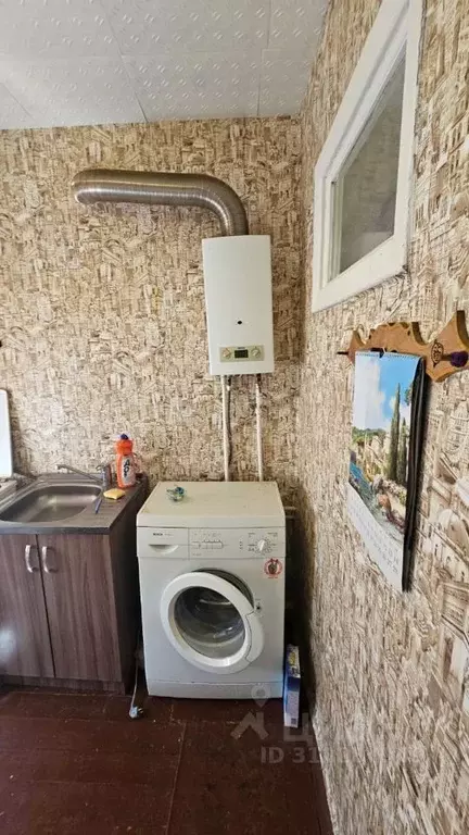 1-к кв. Новгородская область, Старая Русса Профсоюзная ул., 6 (30.1 м) - Фото 1