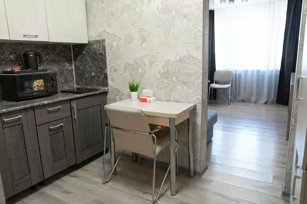 1-к кв. Приморский край, Владивосток Океанский просп., 15А (35.0 м) - Фото 2