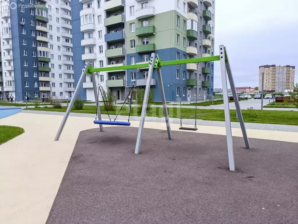 2-комнатная квартира: Тюмень, улица Алексея Леонова, 36 (56 м) - Фото 0