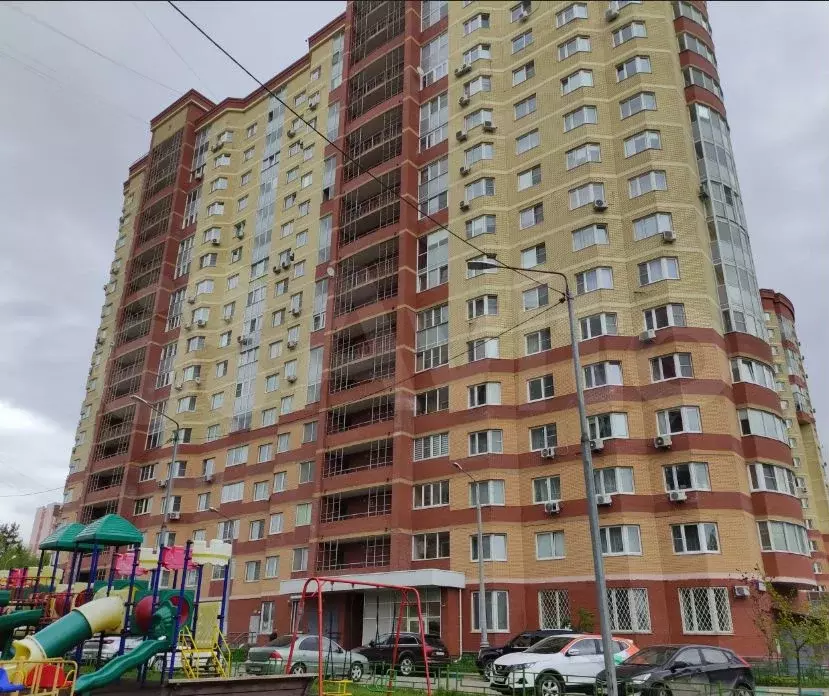 Аукцион: 1-к. квартира, 43,9 м, 12/17 эт. - Фото 1