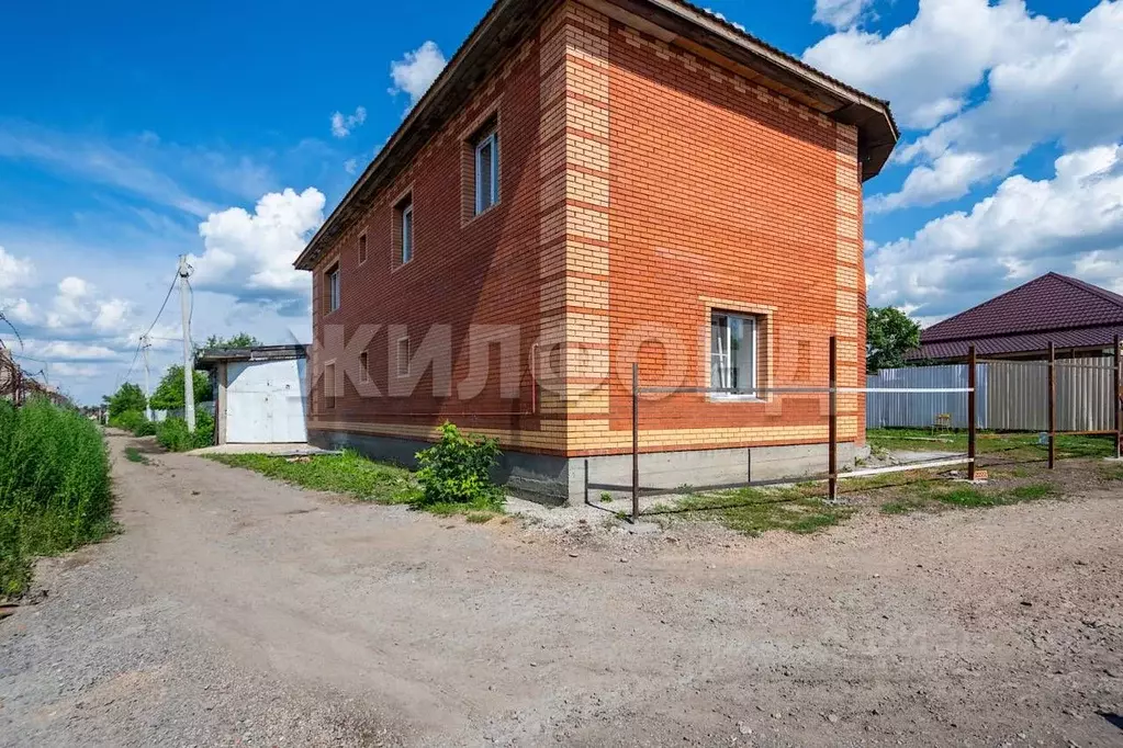 Коттедж в Новосибирская область, Новосибирск Балхашская ул. (345 м) - Фото 2