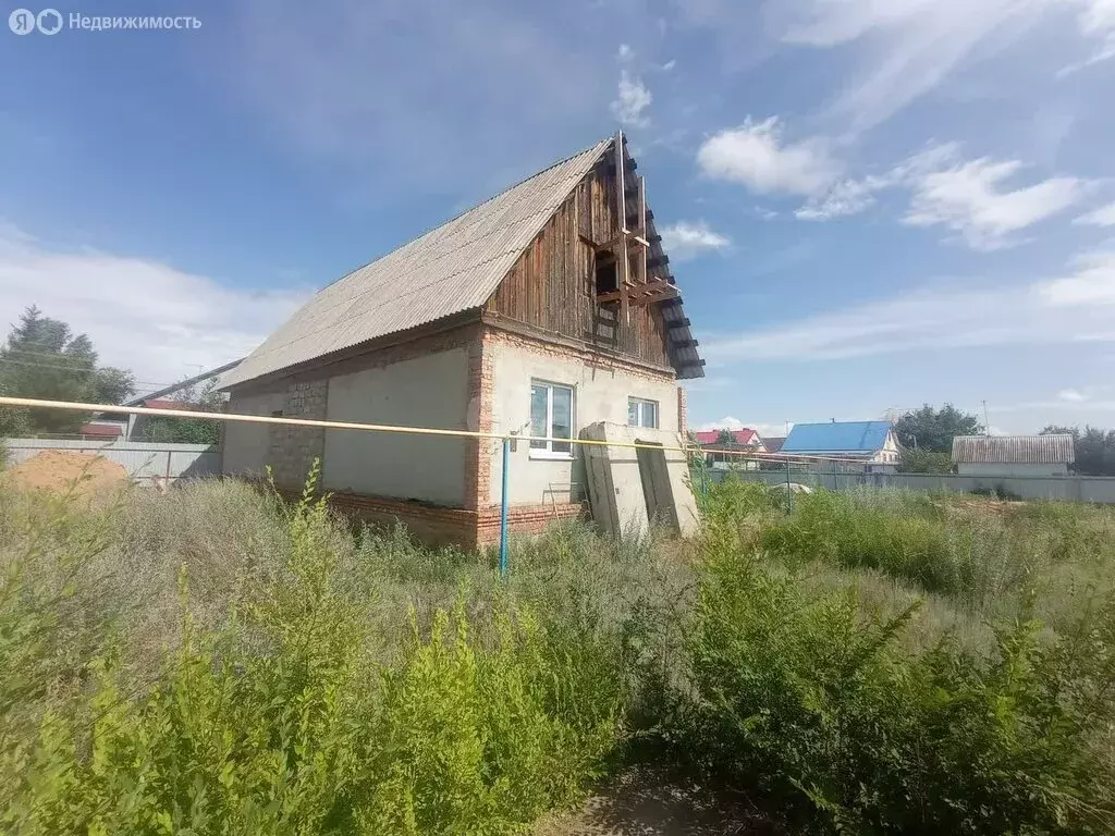 Дом в Саратовская область, Энгельс (103 м) - Фото 1