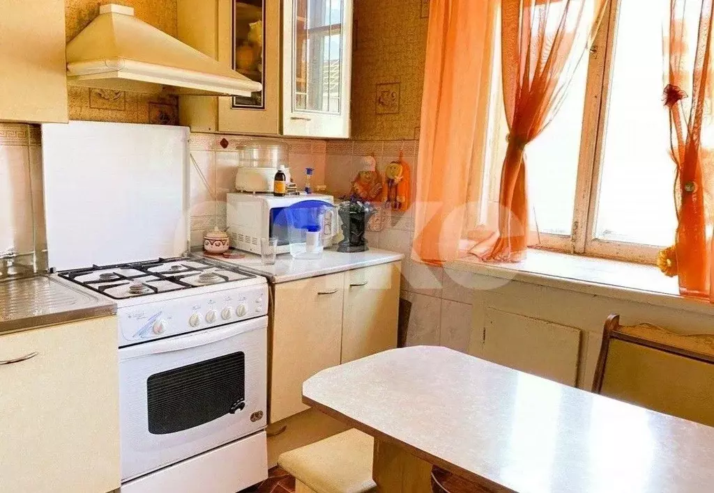 3-к кв. Волгоградская область, Волгоград ул. Писемского, 26 (75.6 м) - Фото 1