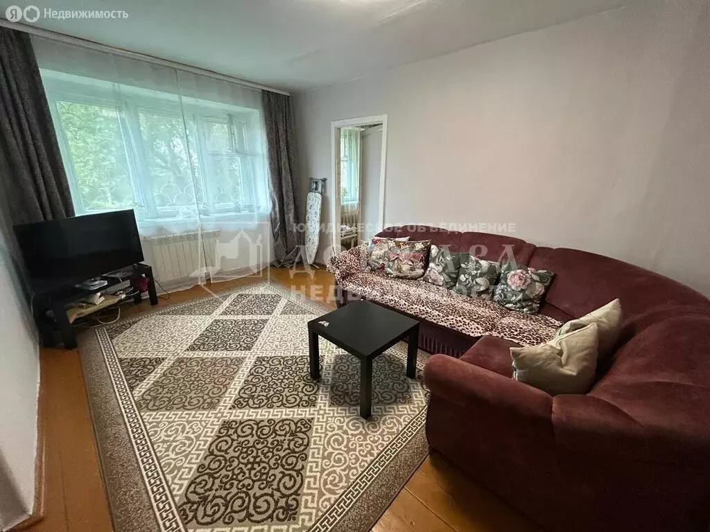 2-комнатная квартира: Кемерово, проспект Шахтёров, 79 (41 м) - Фото 0