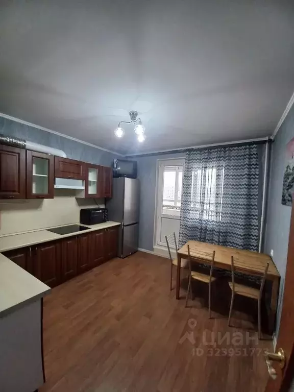 2-к кв. Московская область, Люберцы ул. Назаровская, 1 (60.0 м) - Фото 1