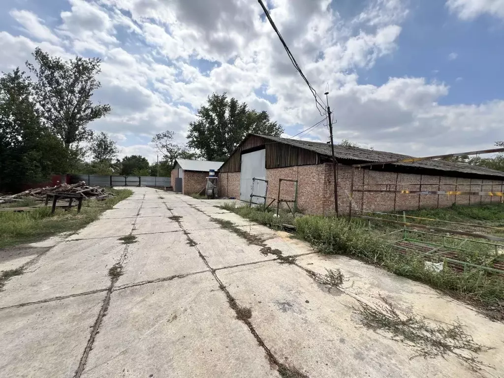 Склад в Ростовская область, Новочеркасск Вокзальная ул., 1Б (1200 м) - Фото 1