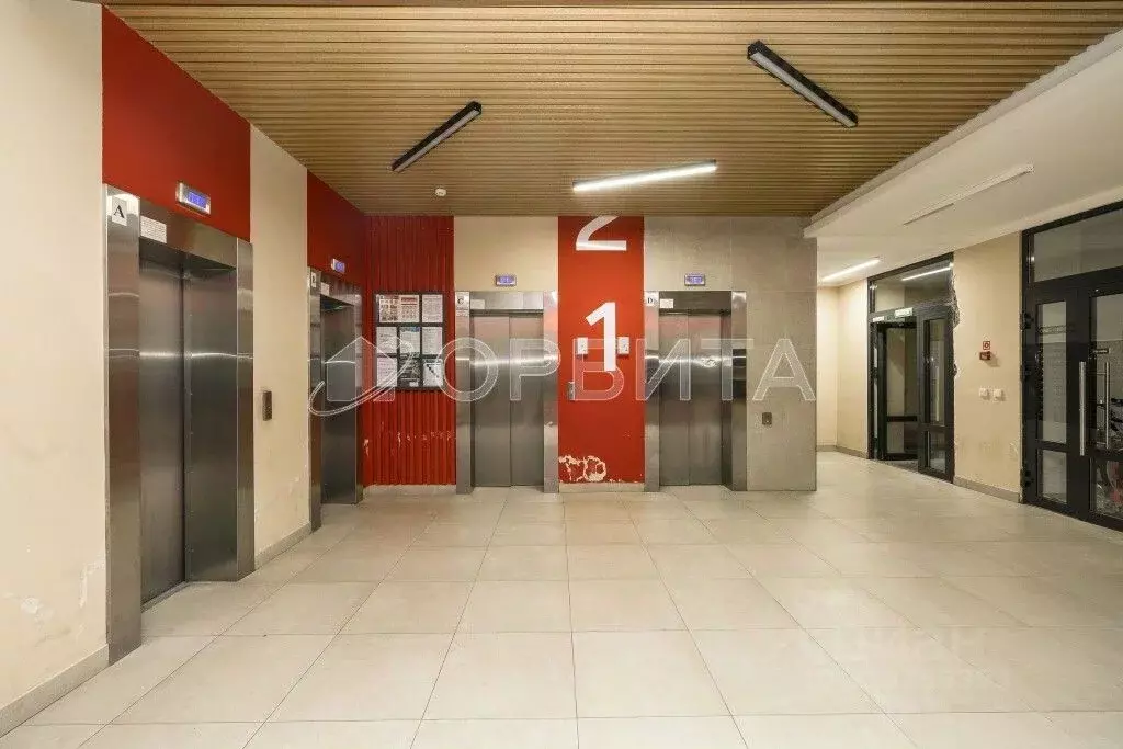 2-к кв. Тюменская область, Тюмень ул. Республики, 204к14 (61.0 м) - Фото 1