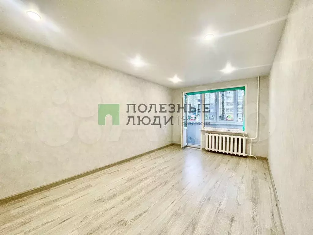 Комната 17 м в 4-к., 1/5 эт. - Фото 0