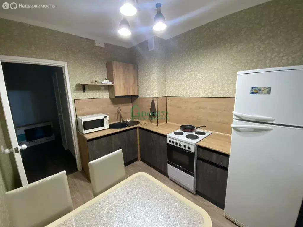 1-комнатная квартира: Тобольск, 10-й микрорайон, 3Г (33 м) - Фото 0