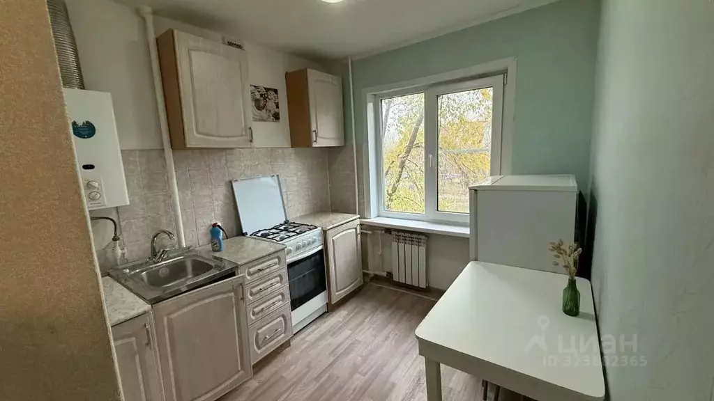 1-к кв. Волгоградская область, Волгоград ул. Козака, 15А (32.4 м) - Фото 1