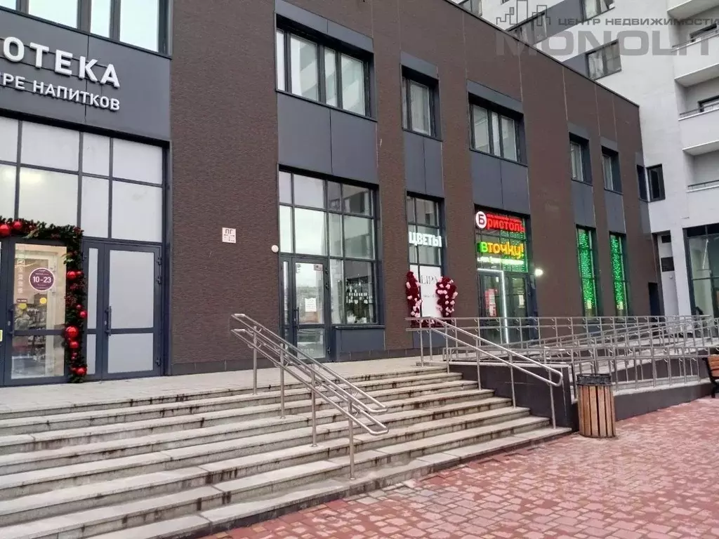 Торговая площадь в Свердловская область, Екатеринбург ул. Владимира ... - Фото 0