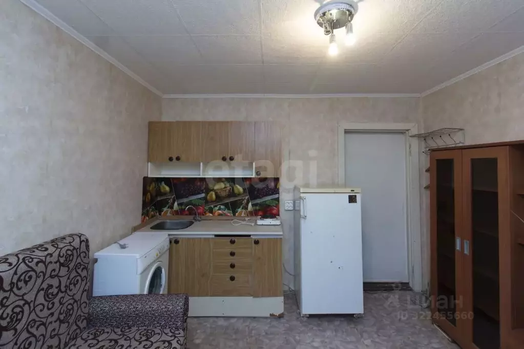 Комната Тюменская область, Тюмень ул. Республики, 248 (11.3 м) - Фото 1