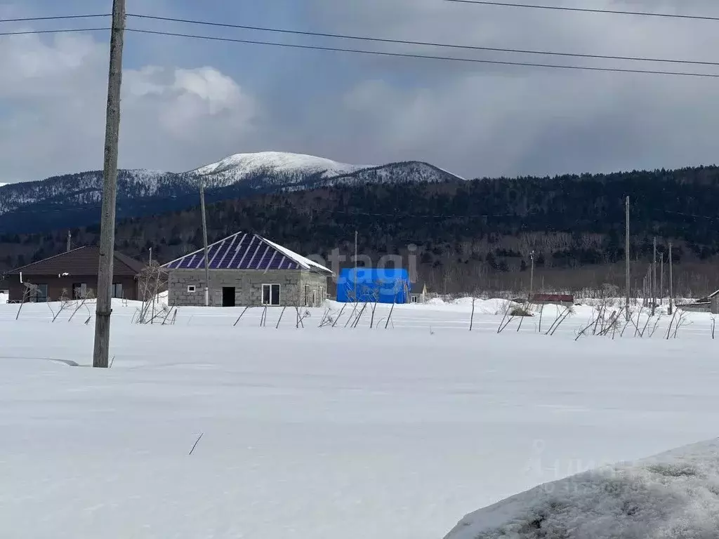 Участок в Сахалинская область, Южно-Сахалинск городской округ, с. ... - Фото 1