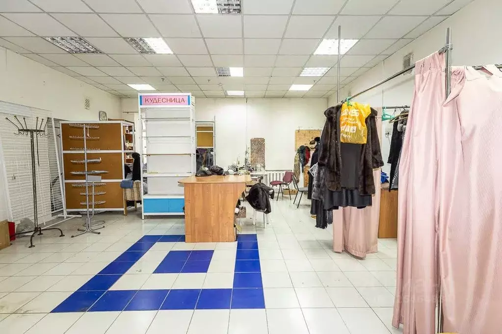 Торговая площадь в Амурская область, Благовещенск ул. 50 лет Октября, ... - Фото 1