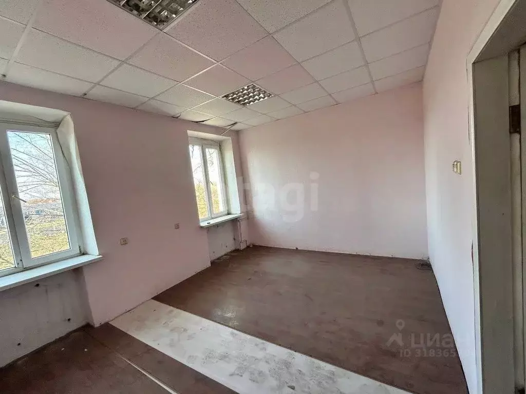 Офис в Краснодарский край, Ейск ул. Герцена (324 м) - Фото 1