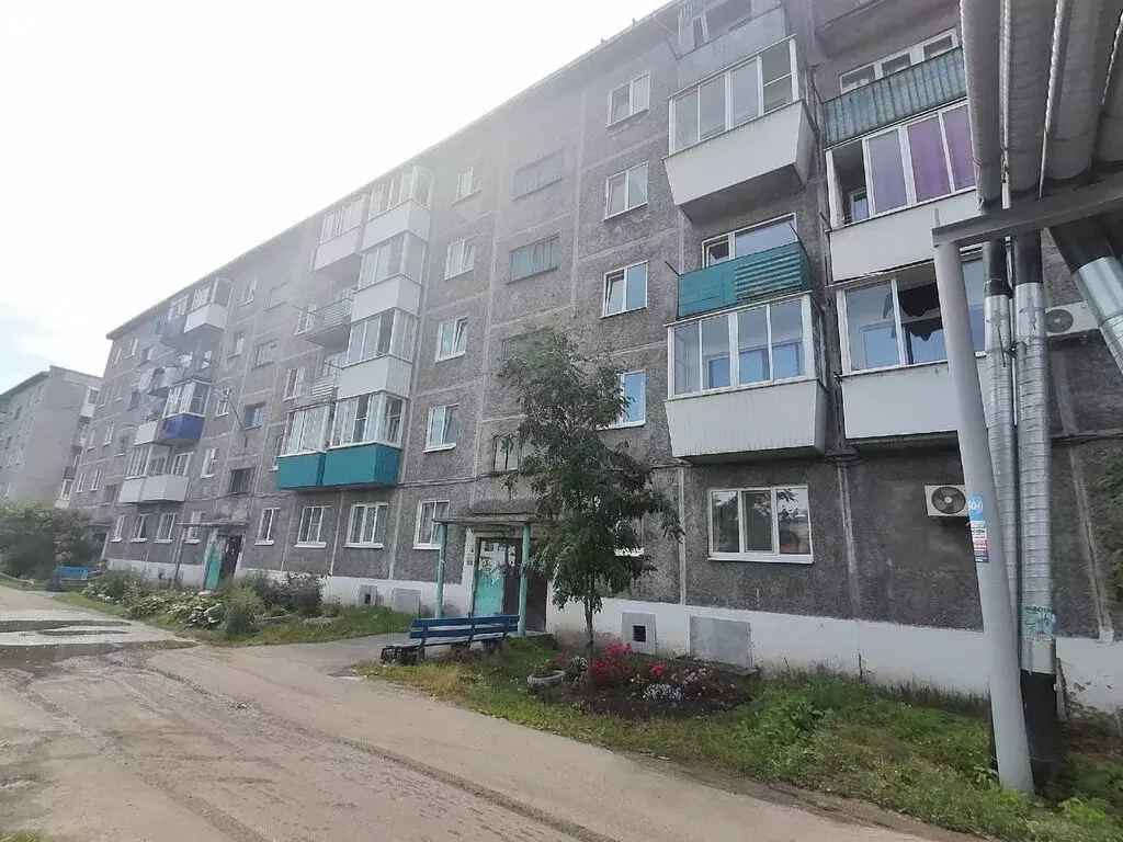 2-комнатная квартира: Туринск, Социалистическая улица, 95 (44.8 м) - Фото 0