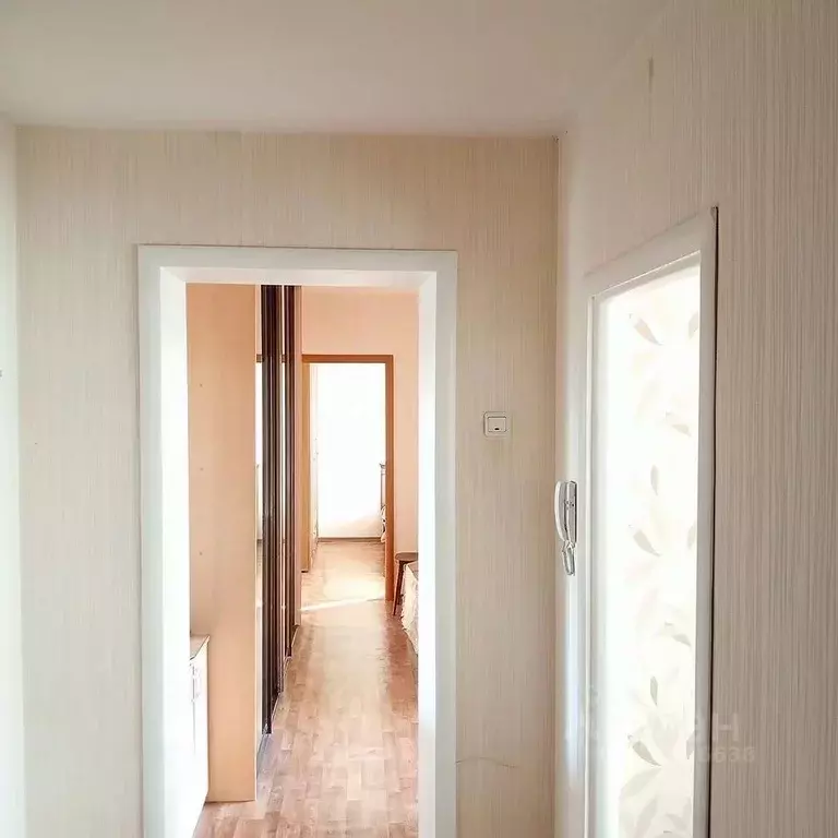 2-к кв. Красноярский край, Красноярск ул. Молокова, 33 (65.0 м) - Фото 1