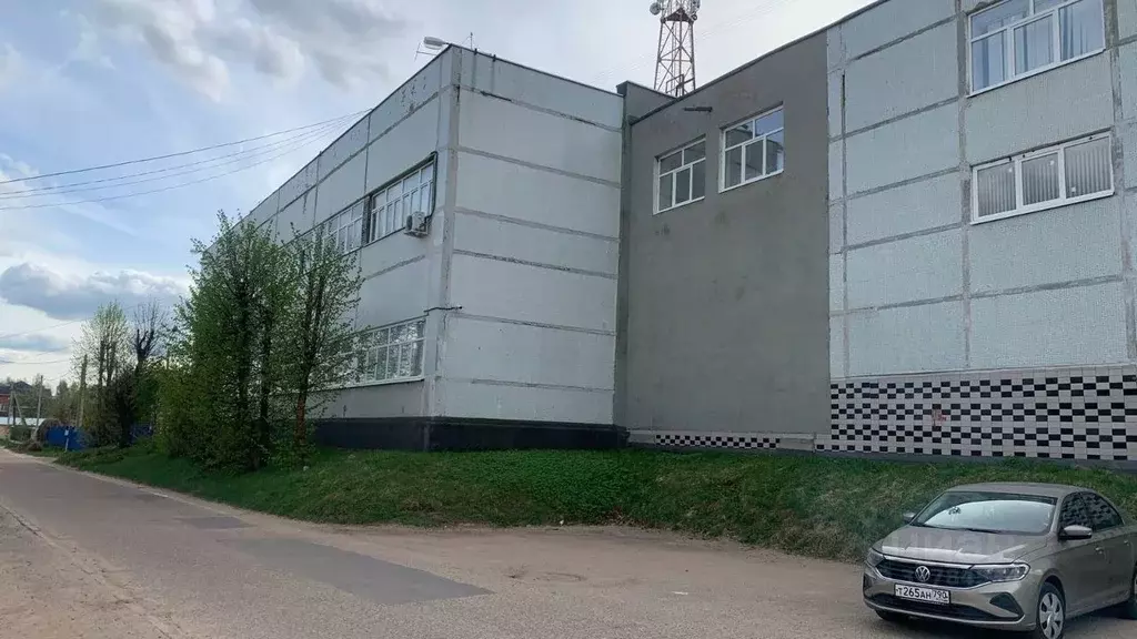 Помещение свободного назначения в Московская область, Лотошино пгт ул. ... - Фото 0