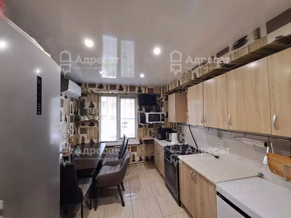 1-к кв. Волгоградская область, Волгоград ул. Академика Комарова, 61 ... - Фото 1