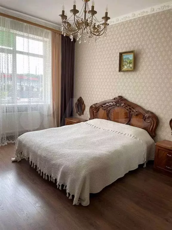 1-к. квартира, 60 м, 3/10 эт. - Фото 0