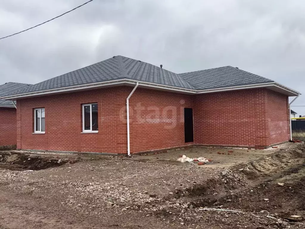 Дом в Саратовская область, Энгельсский район, Красноярское ... - Фото 2