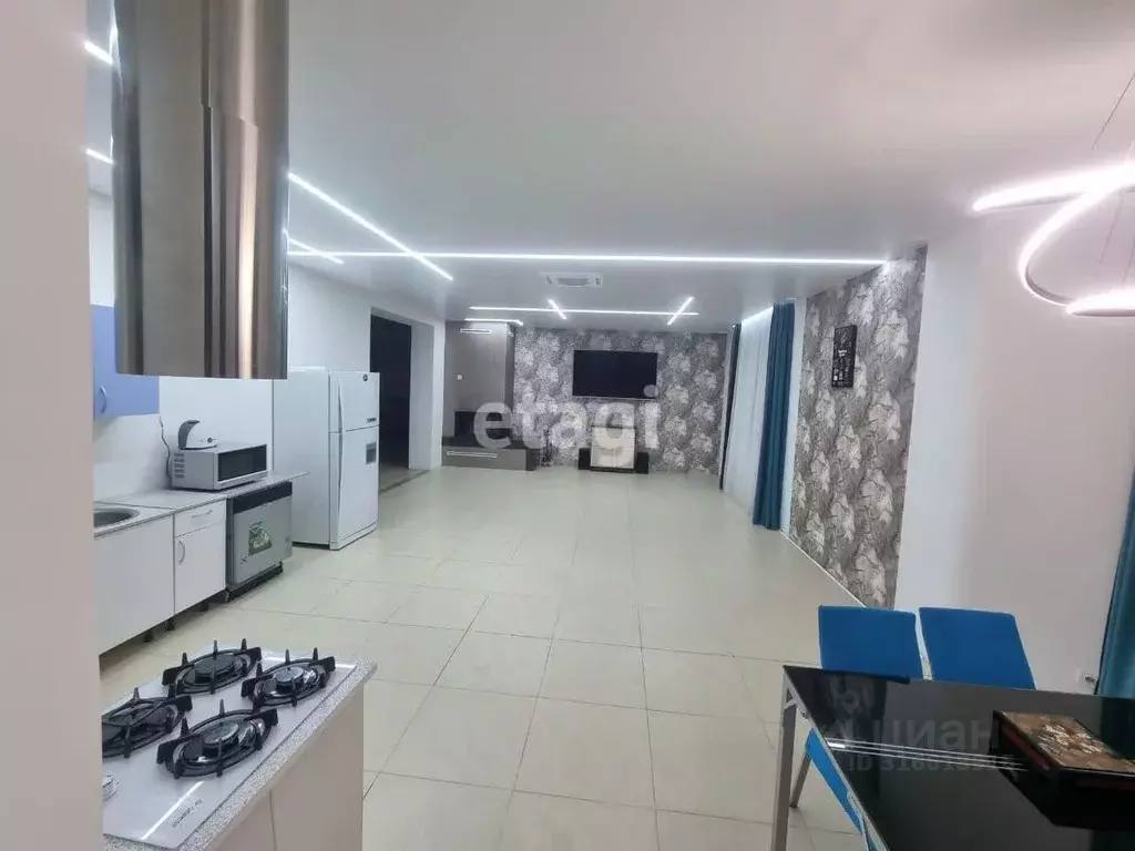 Дом в Хабаровский край, Комсомольск-на-Амуре Комсомольская ул., 76 ... - Фото 1