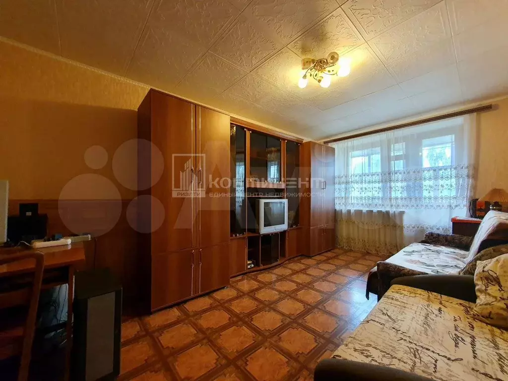 3-к. квартира, 61 м, 5/5 эт. - Фото 0