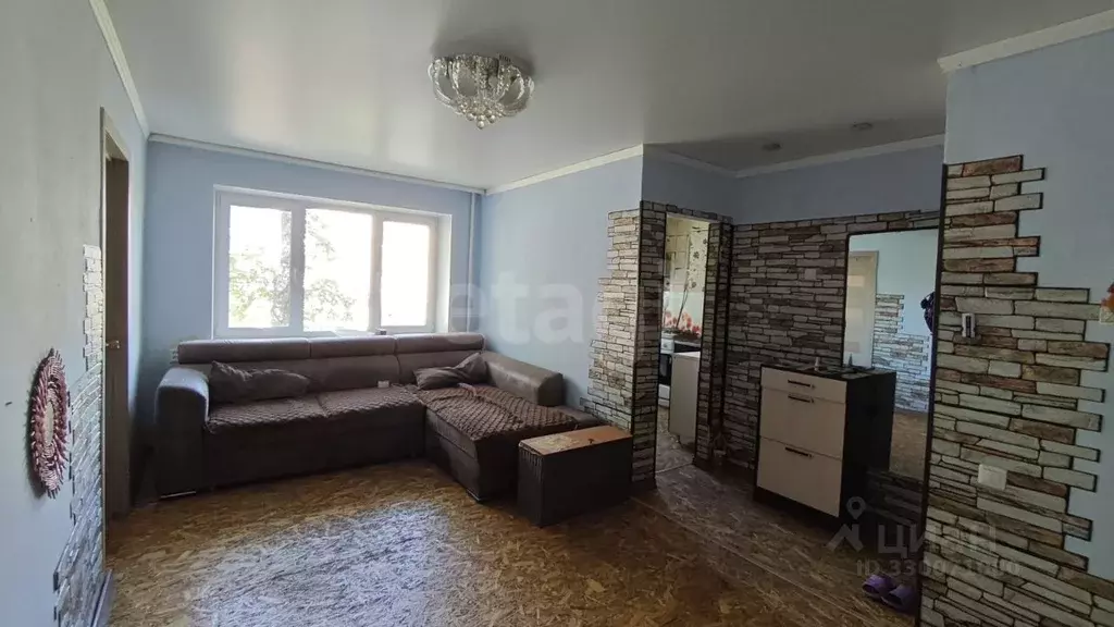 2-к кв. Башкортостан, Ишимбай Революционная ул., 21 (41.2 м) - Фото 1