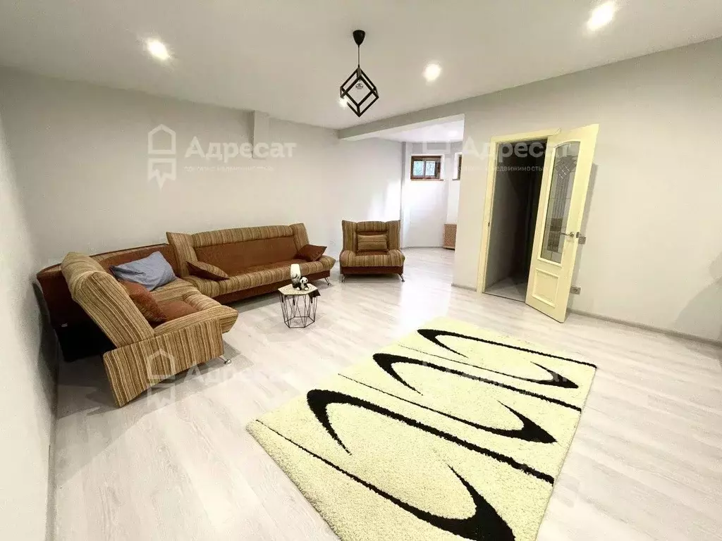 Дом в Волгоградская область, Волгоград пос. Латошинка, ул. Тополиная ... - Фото 1