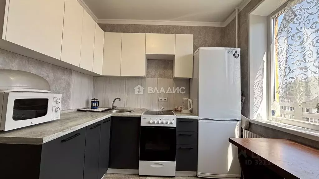 1-к кв. Белгородская область, Старый Оскол Макаренко мкр, 22к1 (30.4 ... - Фото 1