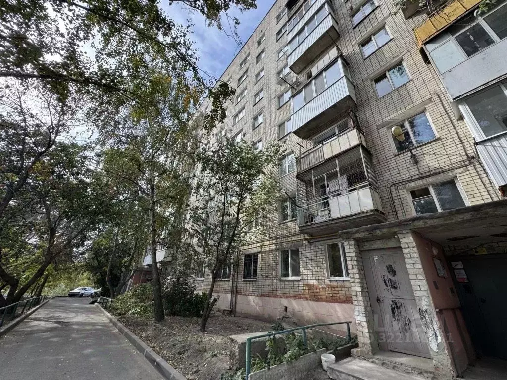 2-к кв. Саратовская область, Саратов ул. Имени В.М. Азина, 19 (41.5 м) - Фото 0