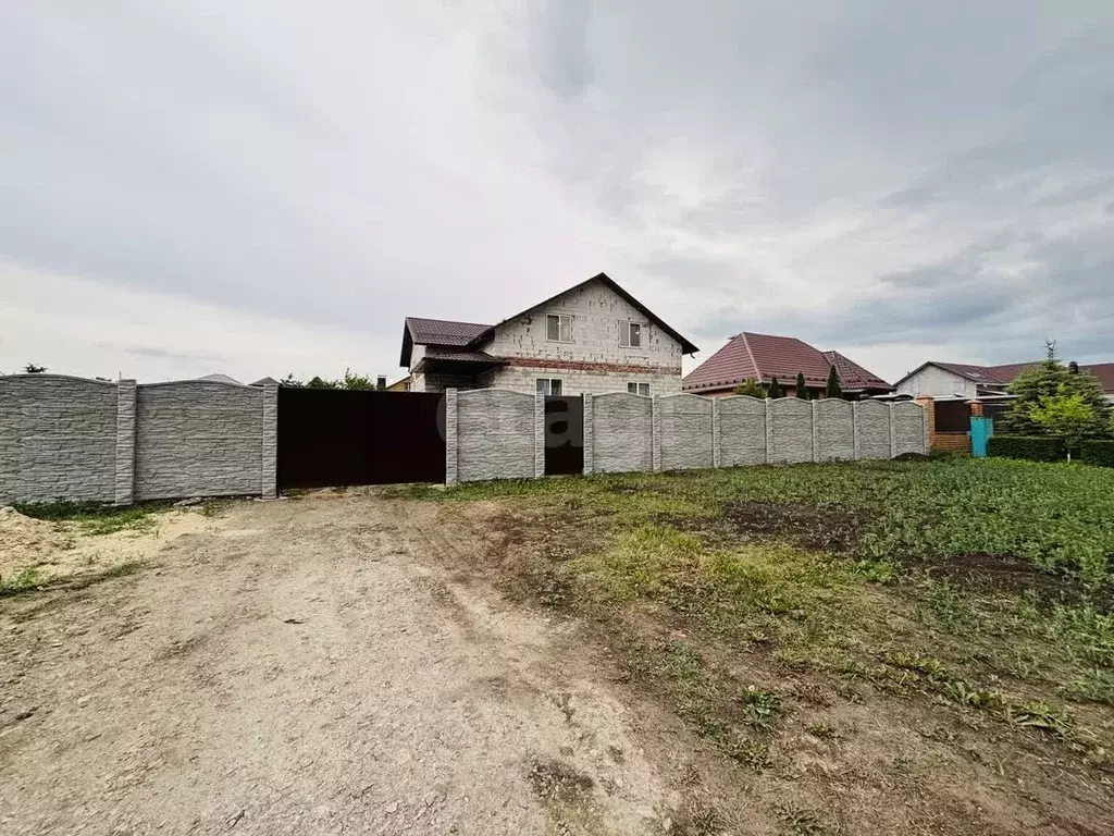 Дом в Белгородская область, Белгородский район, Разумное рп ул. ... - Фото 0