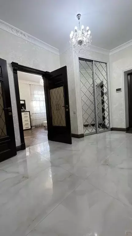 Квартира, 4 комнаты, 112.6 м - Фото 1