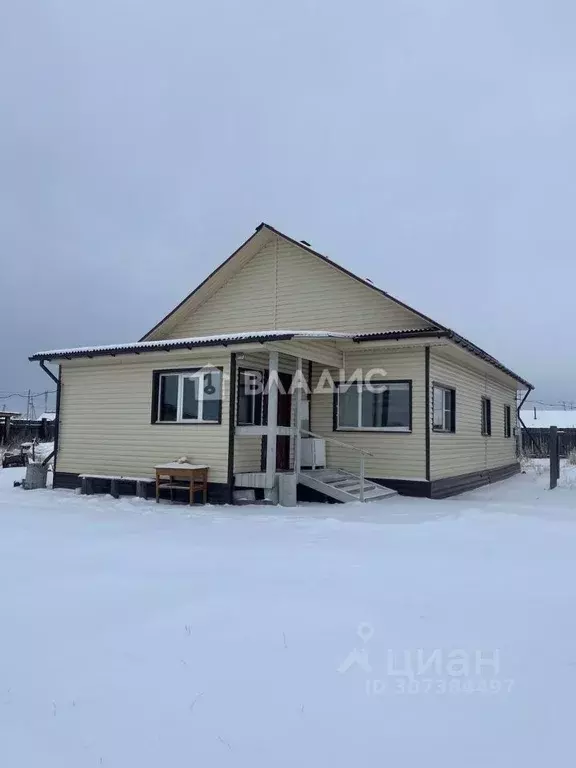 Дом в Забайкальский край, Читинский район, с. Угдан Советская ул. (97 ... - Фото 1