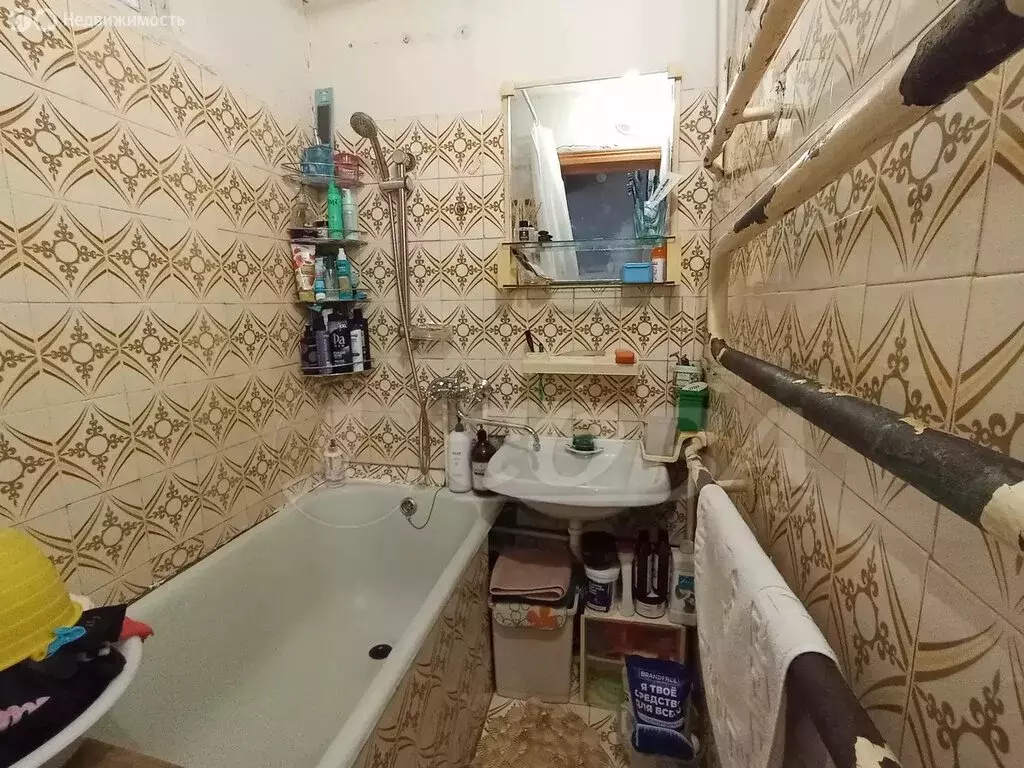 3-комнатная квартира: Тюмень, улица Карла Маркса, 10 (51 м) - Фото 1