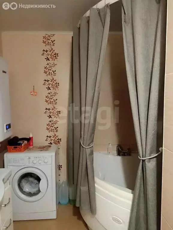 2-комнатная квартира: Тюмень, улица Пермякова, 83 (62.1 м) - Фото 1