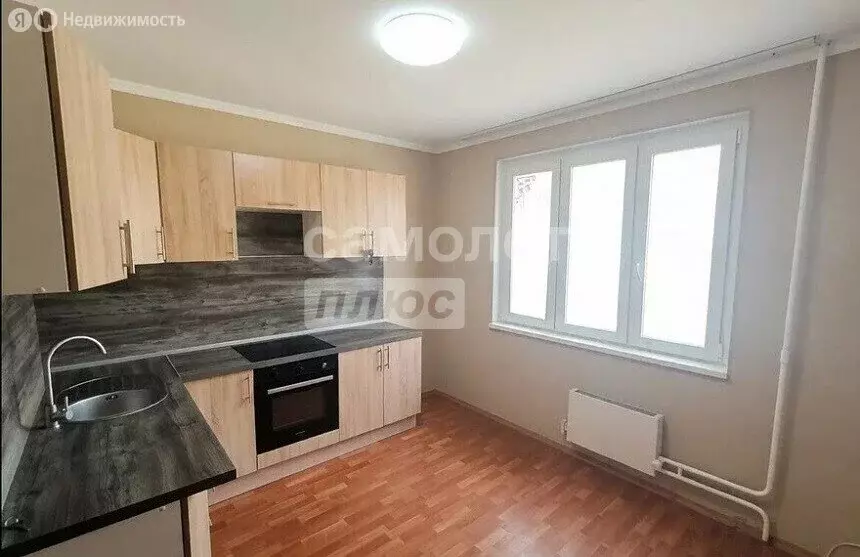 3-комнатная квартира: Москва, улица Главмосстроя, 5 (73.6 м) - Фото 1