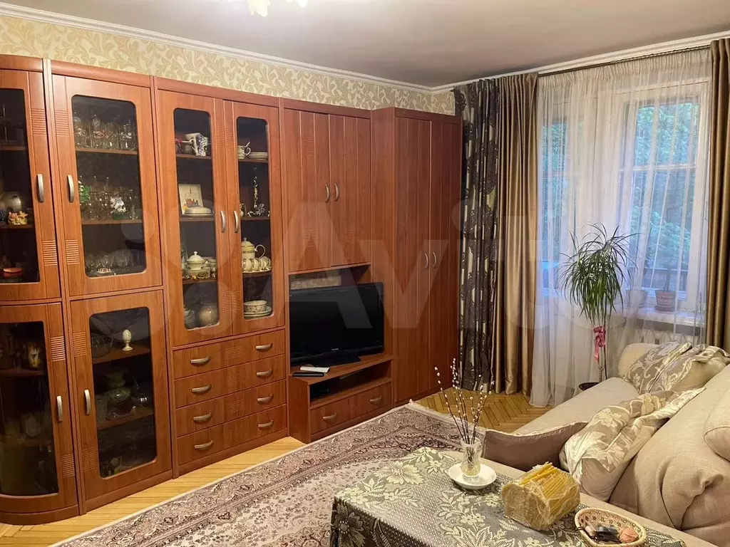 2-к. квартира, 43,5 м, 2/5 эт. - Фото 0