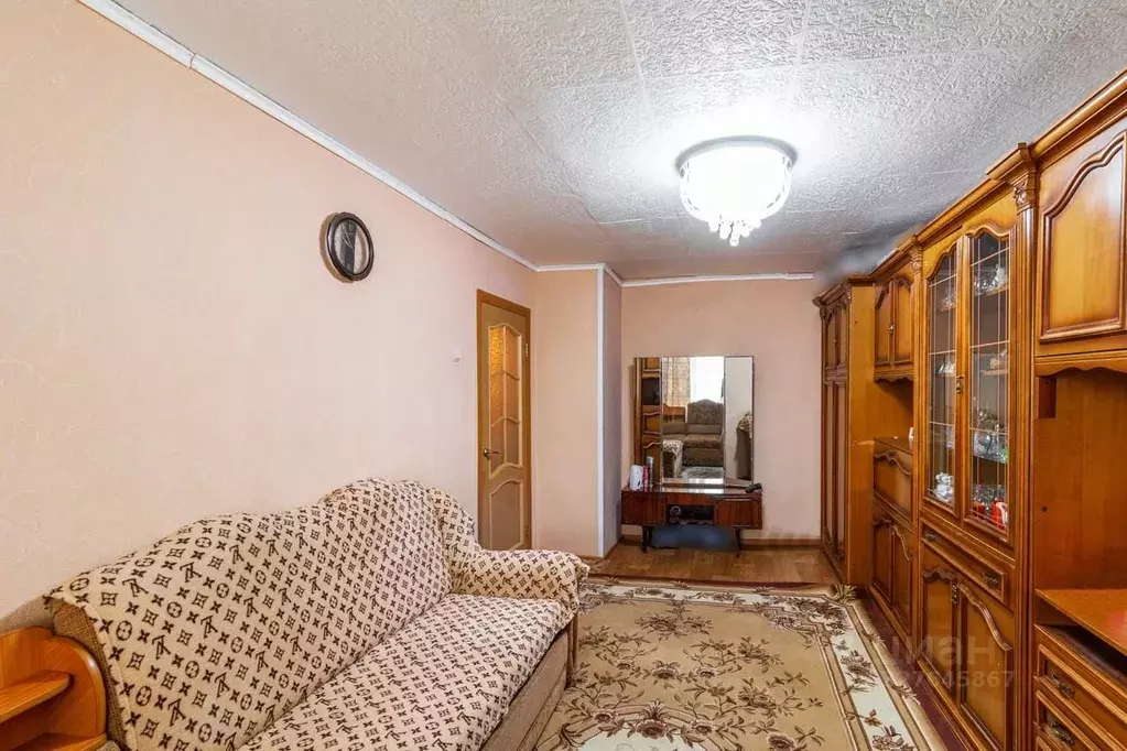 3-к кв. Омская область, Омск ул. Гуртьева, 31 (62.3 м) - Фото 2