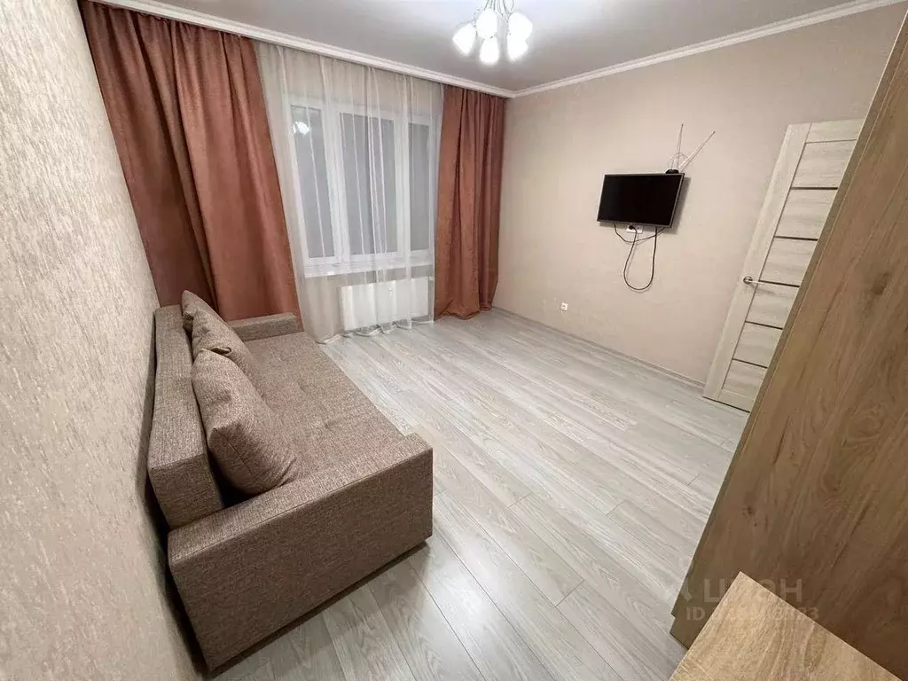 1-к кв. Татарстан, Казань ул. Баки Урманче, 4к2 (36.0 м) - Фото 2