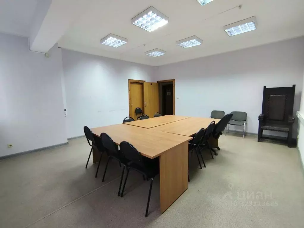 Офис в Курская область, Курск ул. Павлуновского, 3 (85 м) - Фото 1